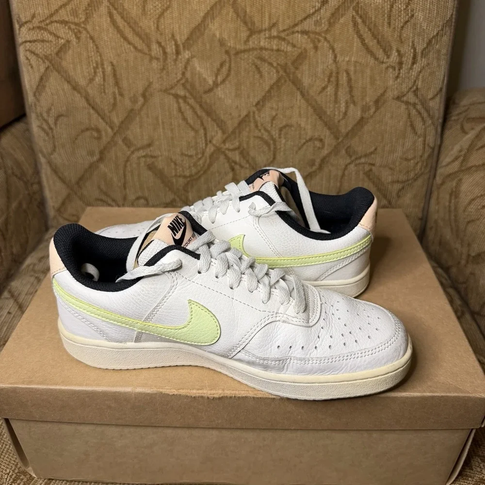 Nike Court Vision Low White Barely Volt DC1868-100 Women's Size 8 Sneakers